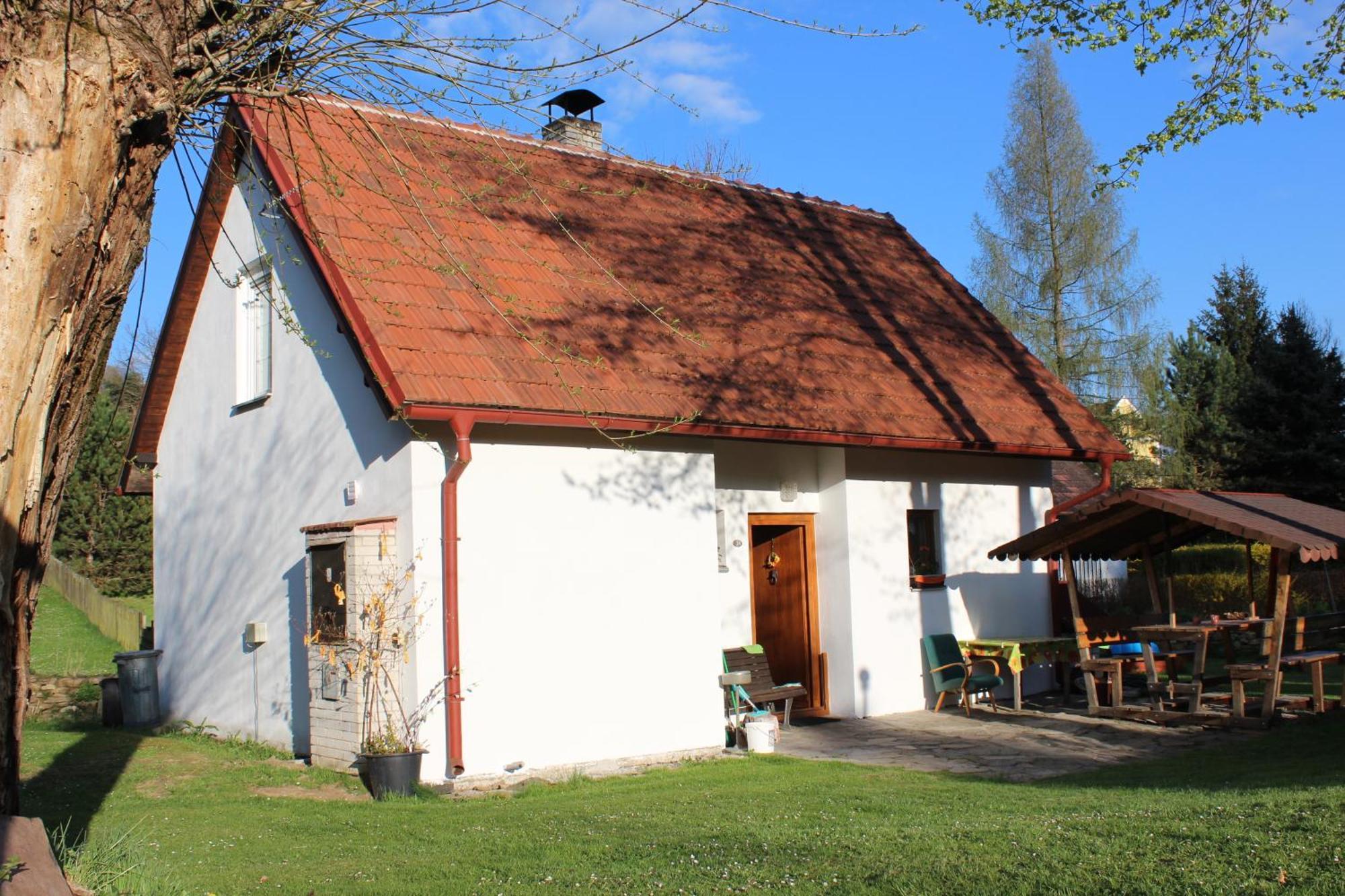 Orange House * Kladenske Rovne