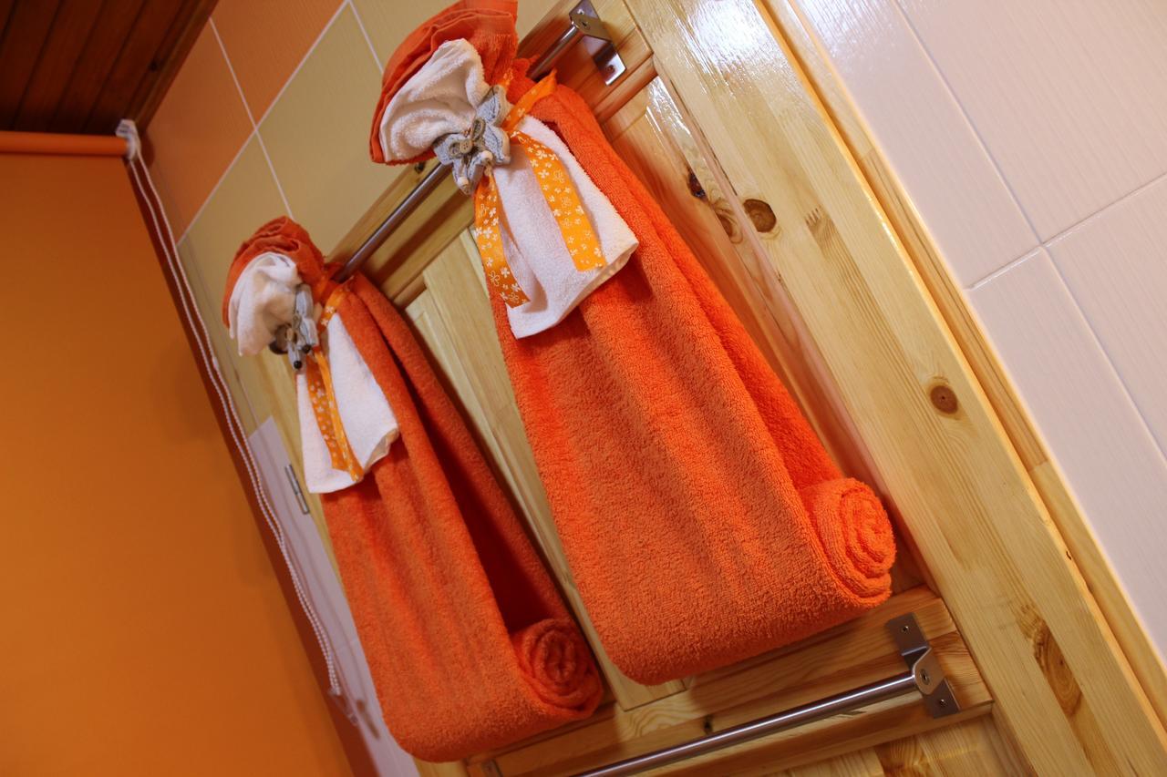 Lodge Orange House *